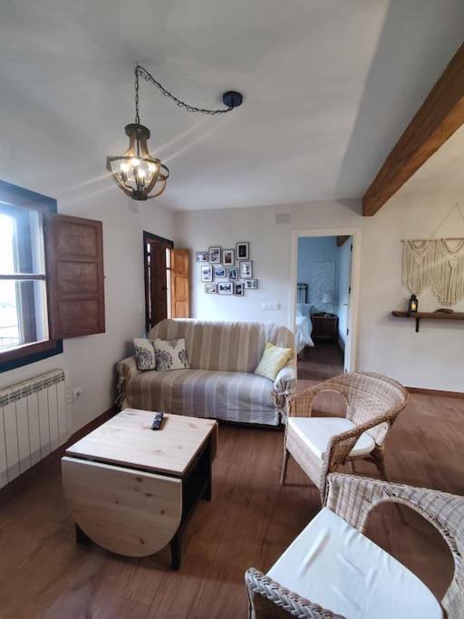 La Casa De Abuelos Casillas